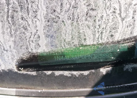 2015 Nissan Altima 2.5 Sv/2.5/2.5 S/2.5 Sl z USA, uszkodzony, nr VIN 1N4AL3AP0FN385893